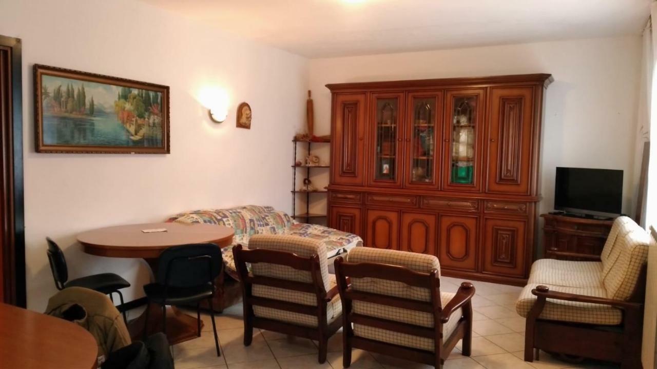 Villetta Rossini Appartamento Da Condividere Con Me Luciano Servizio Ospiti Taxi Driver Navetta No Wifi 2 Camera Da Letto Per 5 Persone Valbrembo Dış mekan fotoğraf